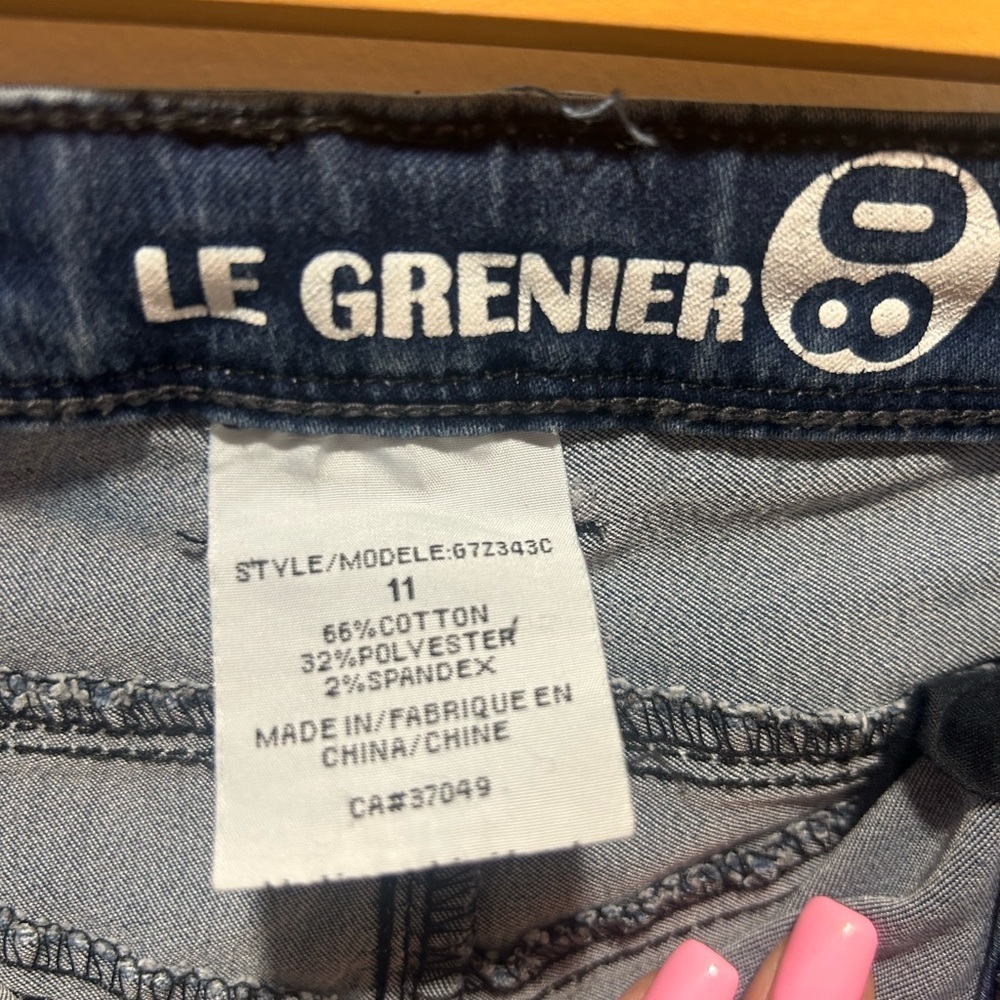 LE GRENIER 80 brand jeans size 11,straight leg, button/zipper front - Picture 4 of 9